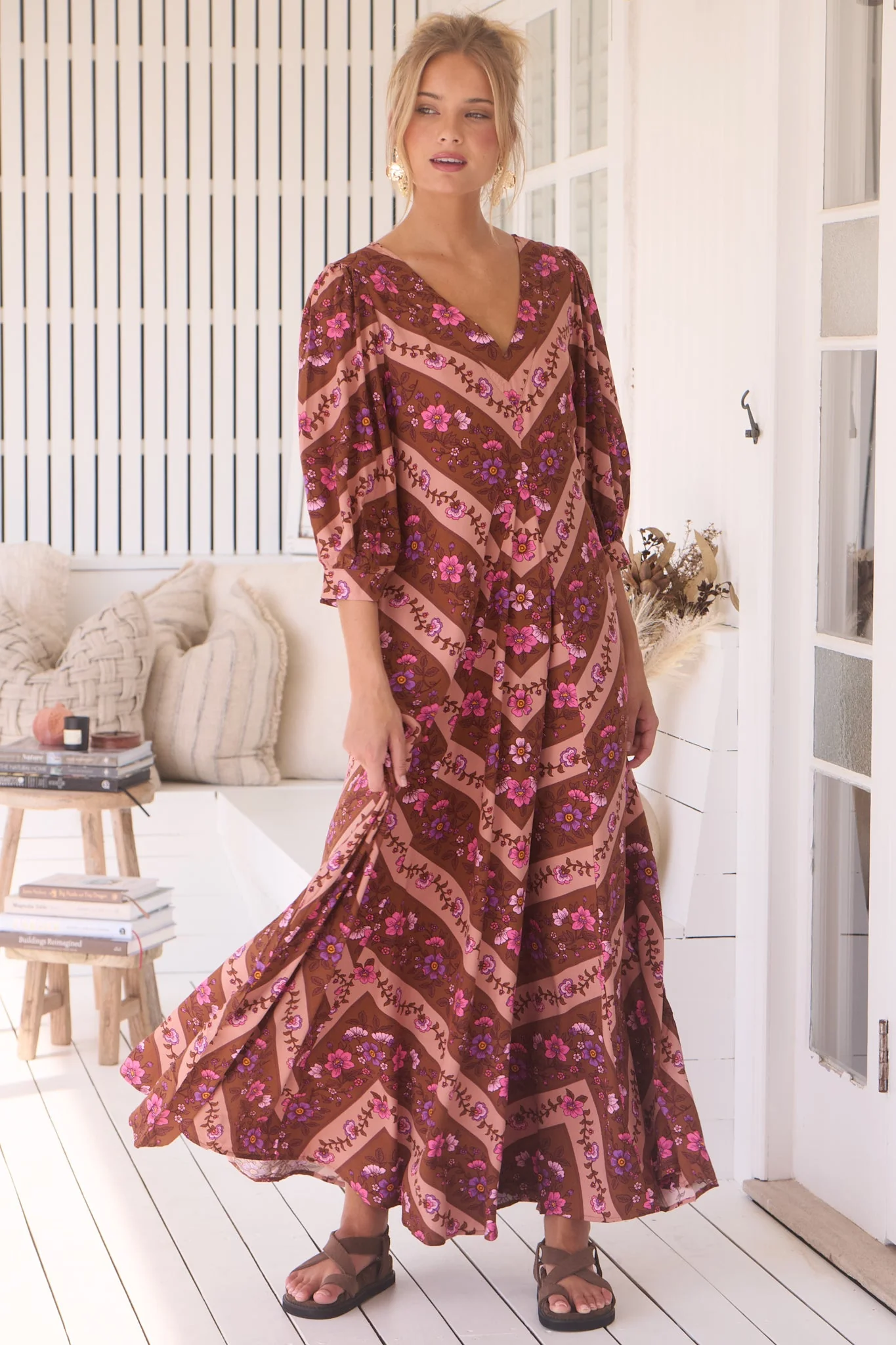 JAASE - London Maxi Dress: Balloon Sleeve Shift Dress in Savanna Print - Image 3