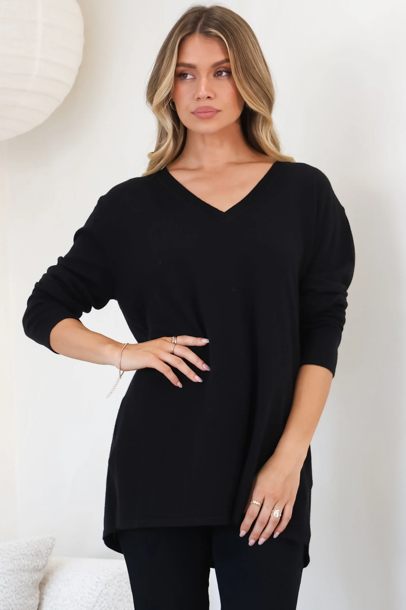 Mayanna Jumper - Light Weight V Neck Knit Jumper with Side Splits in Black - Image 6