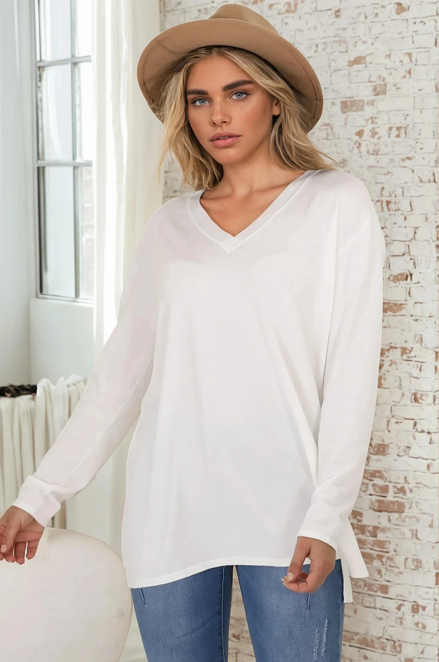 Mayanna Jumper - Light Weight V Neck Knit with Side Splits in Cream - Image 3