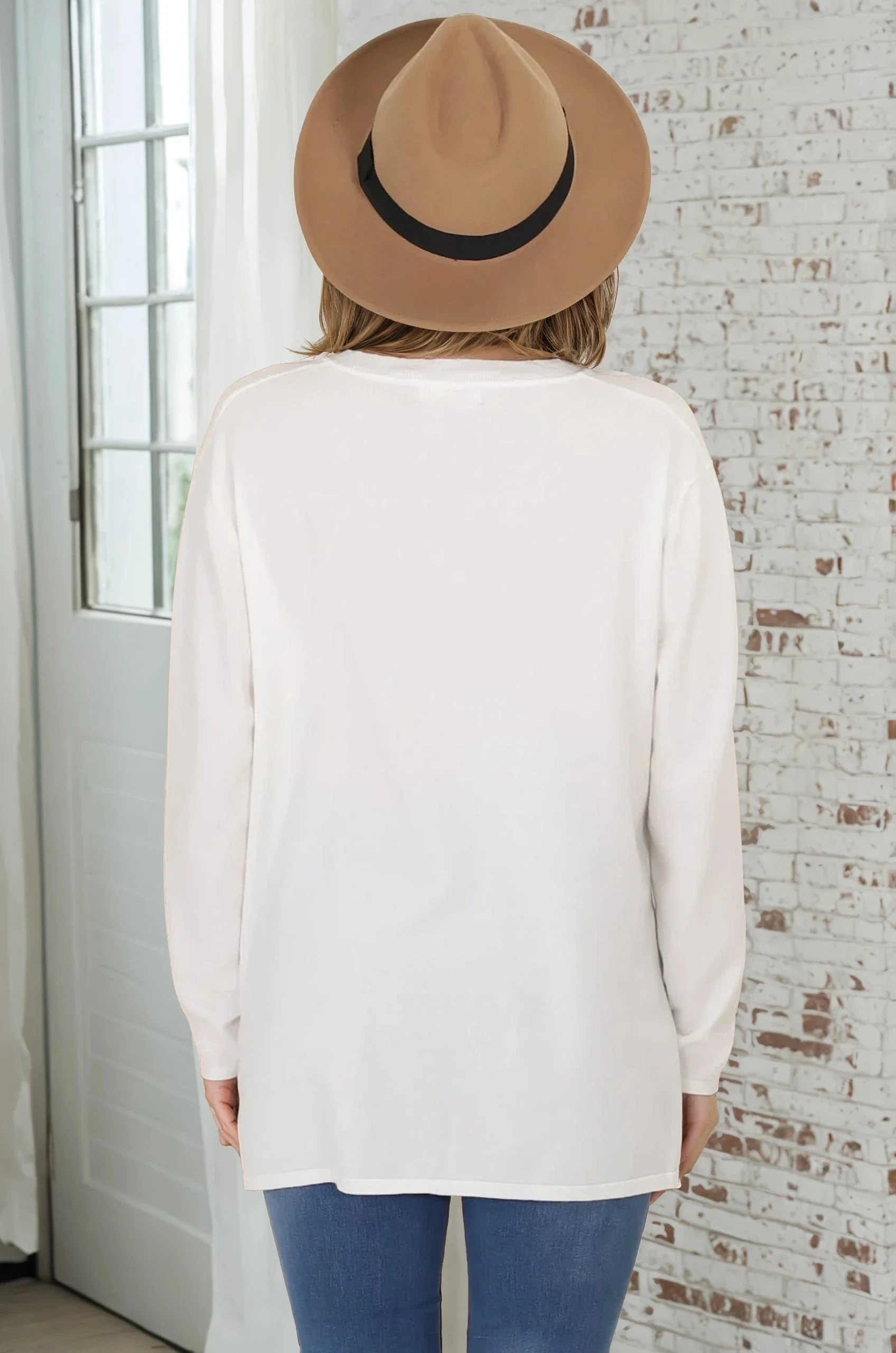 Mayanna Jumper - Light Weight V Neck Knit with Side Splits in Cream - Image 7