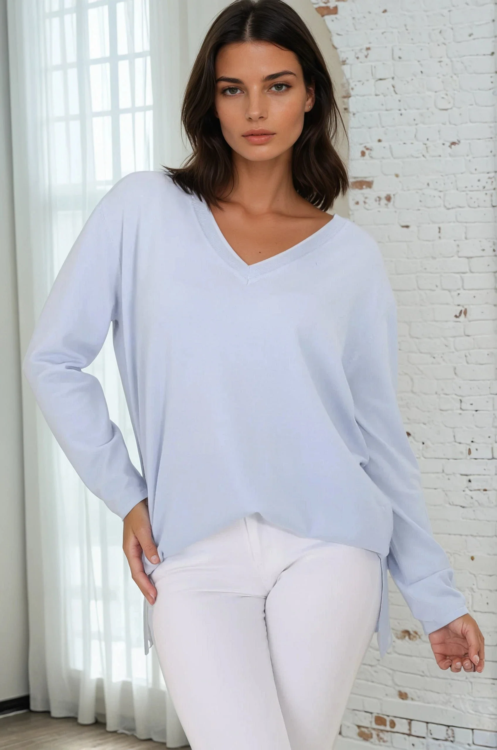 Mayanna Jumper - Light Weight V Neck Knit Jumper with Side Splits in Sky Blue - Image 3