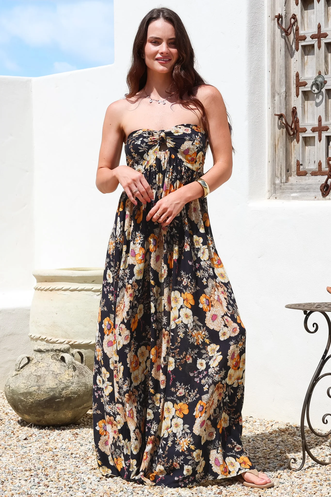 Moira Maxi Dress - Twist Front Keyhole Detail Sun Dress with Optional Straps in Autumn Print - Image 4