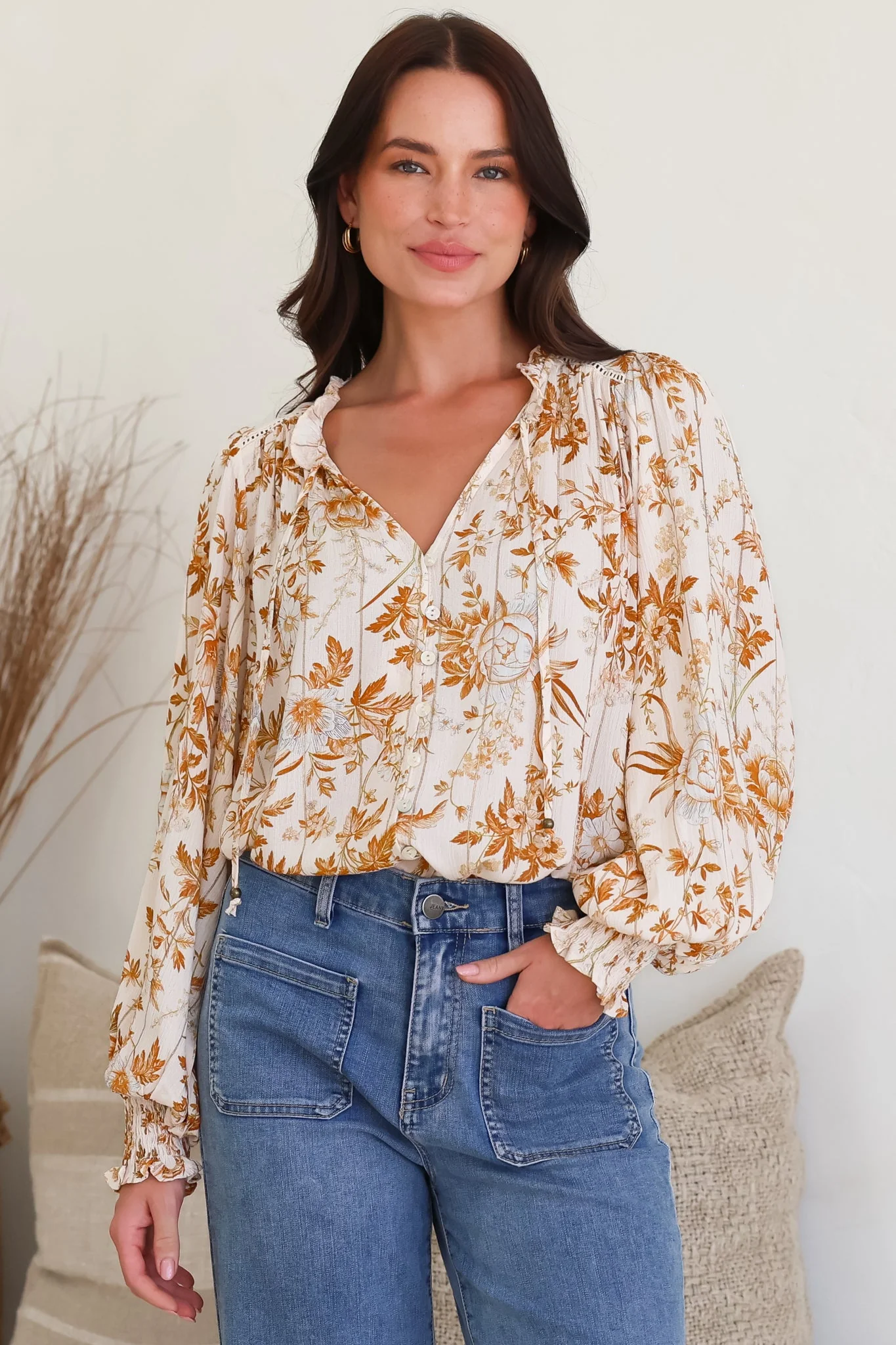 Moree Blouse - Frill Collar Neck Tie Button Down Shirt in Sorrento Print Cream