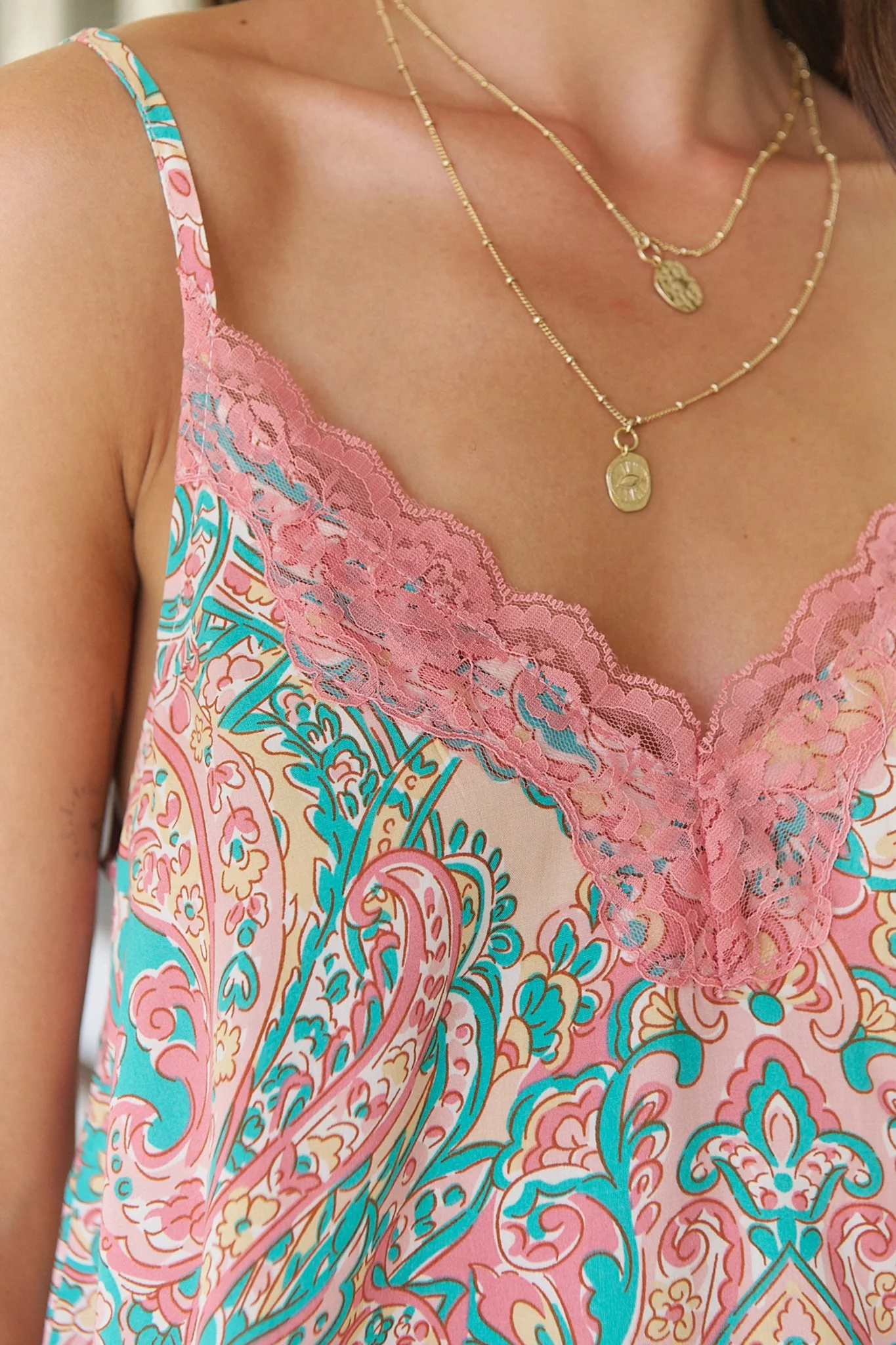 JAASE - Oakes Cami: Lace Trim Neckline Camisole with Adjustable Straps in Ocean Lullaby Print - Image 9