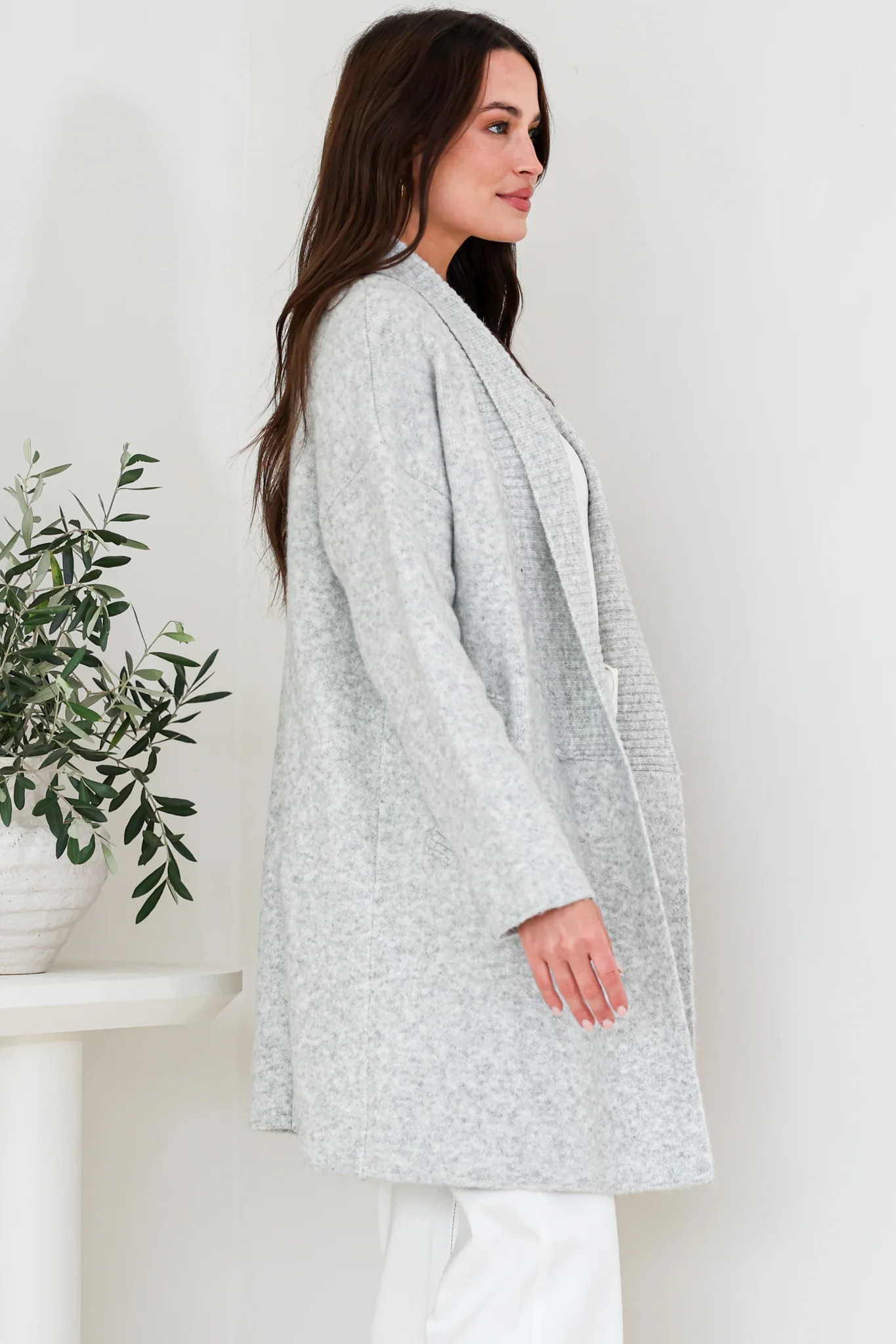 Oswin Cardigan - Open Front Ribbed Shawl Collar Knit with Pockets in Grey - Image 7