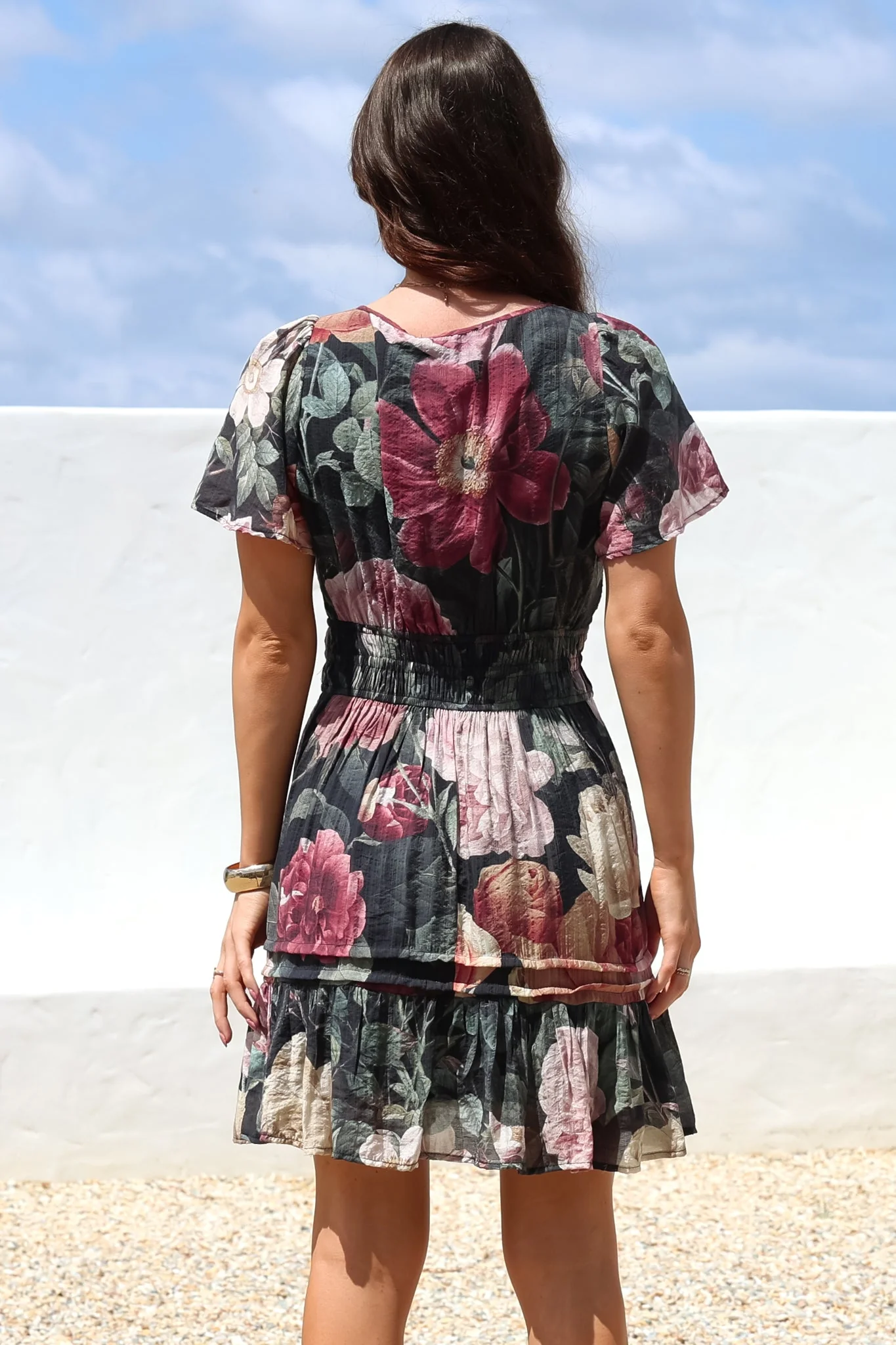 Payton Mini Dress - Pleat Detailed A-Line Dress with Cap Flutter Sleeves in Annalisa Print - Image 7