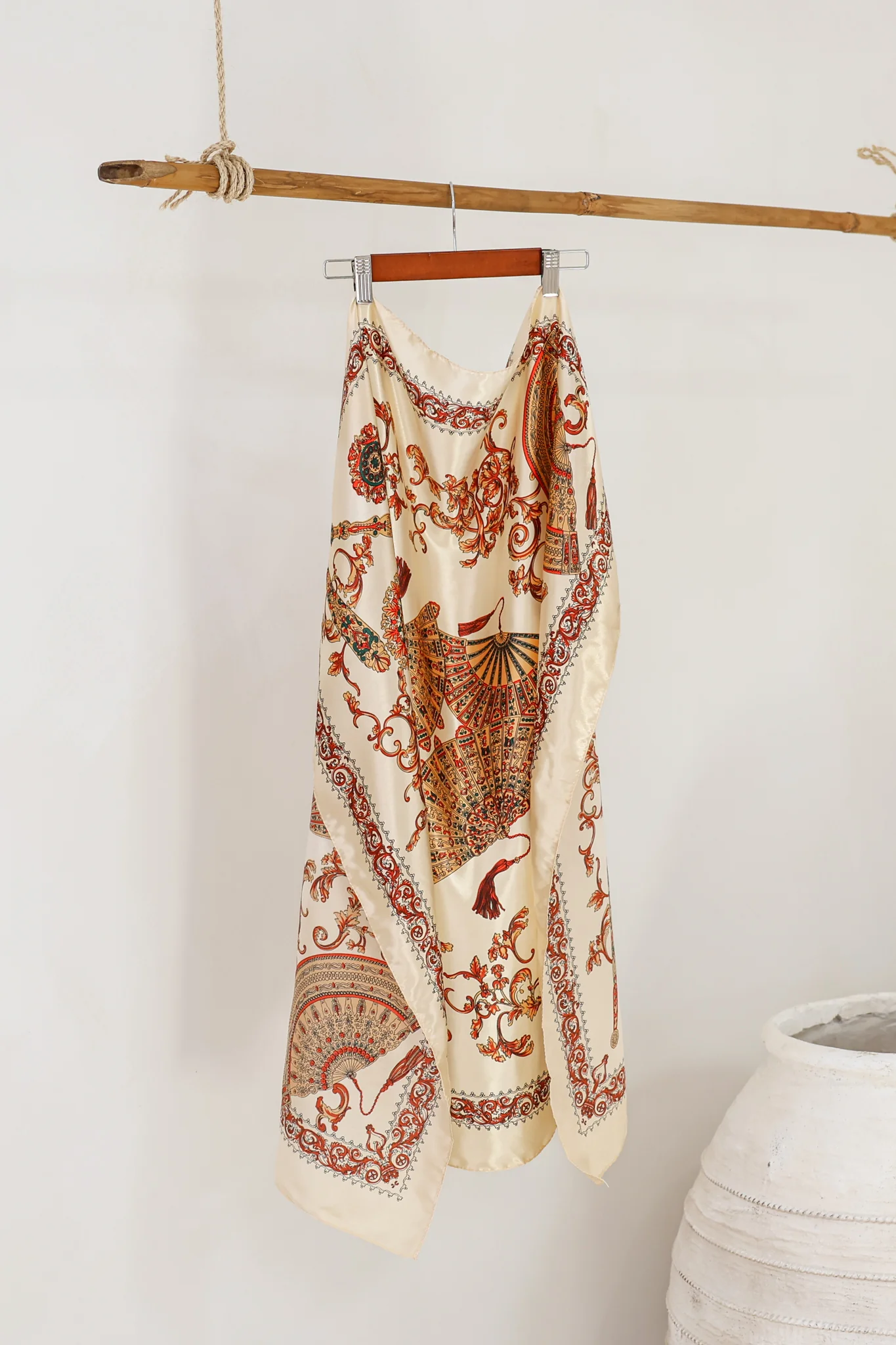 Rayne Scarf - Fan Print Beige - Image 4