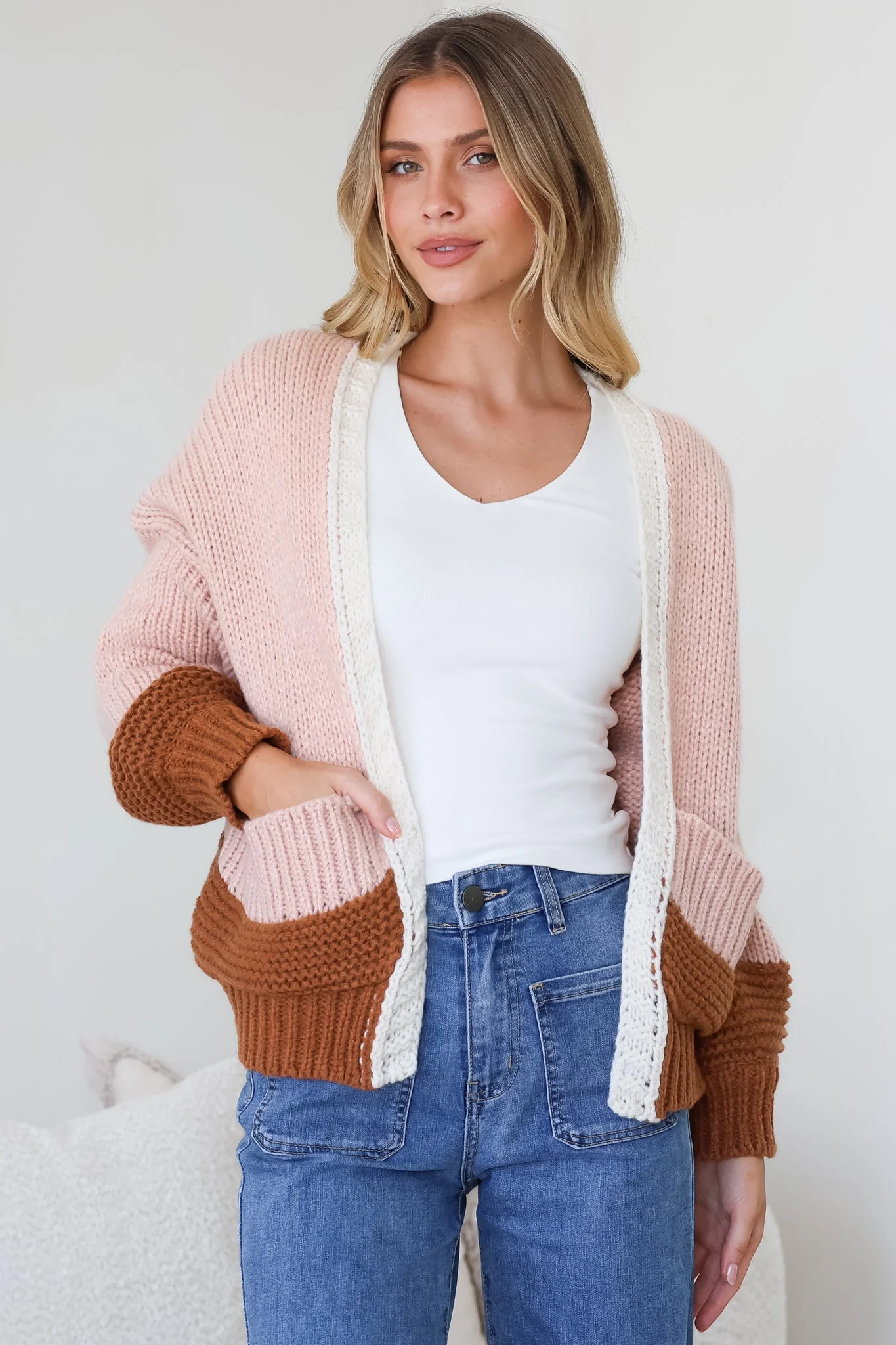 Rosie Cardigan - Cropped Colour Block Cardigan in Coco Blush - Image 2
