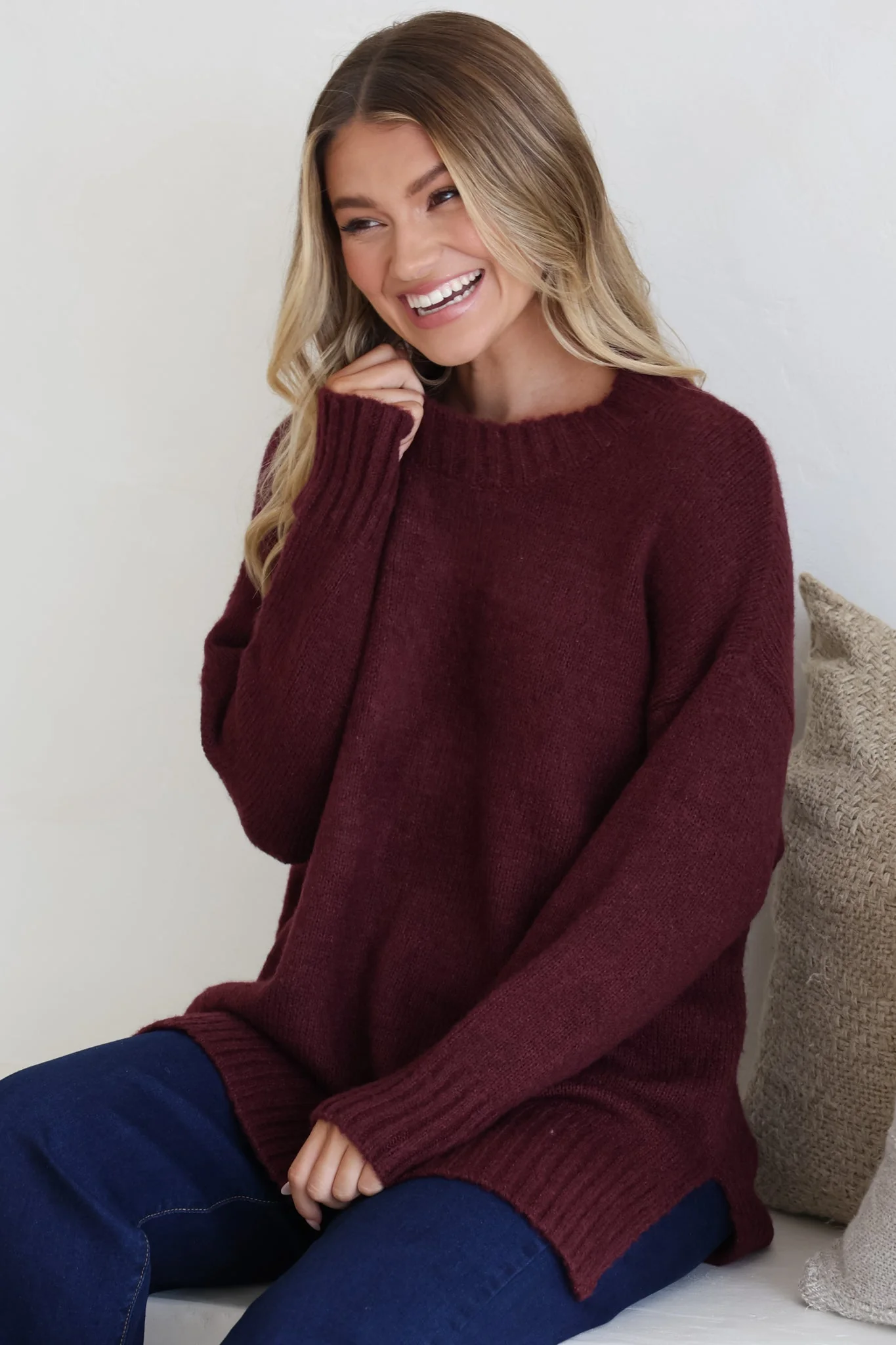 Sammy Jumper - Crew Neck Ribbed Shark Bite Hemline Jumper in Wine - Image 5