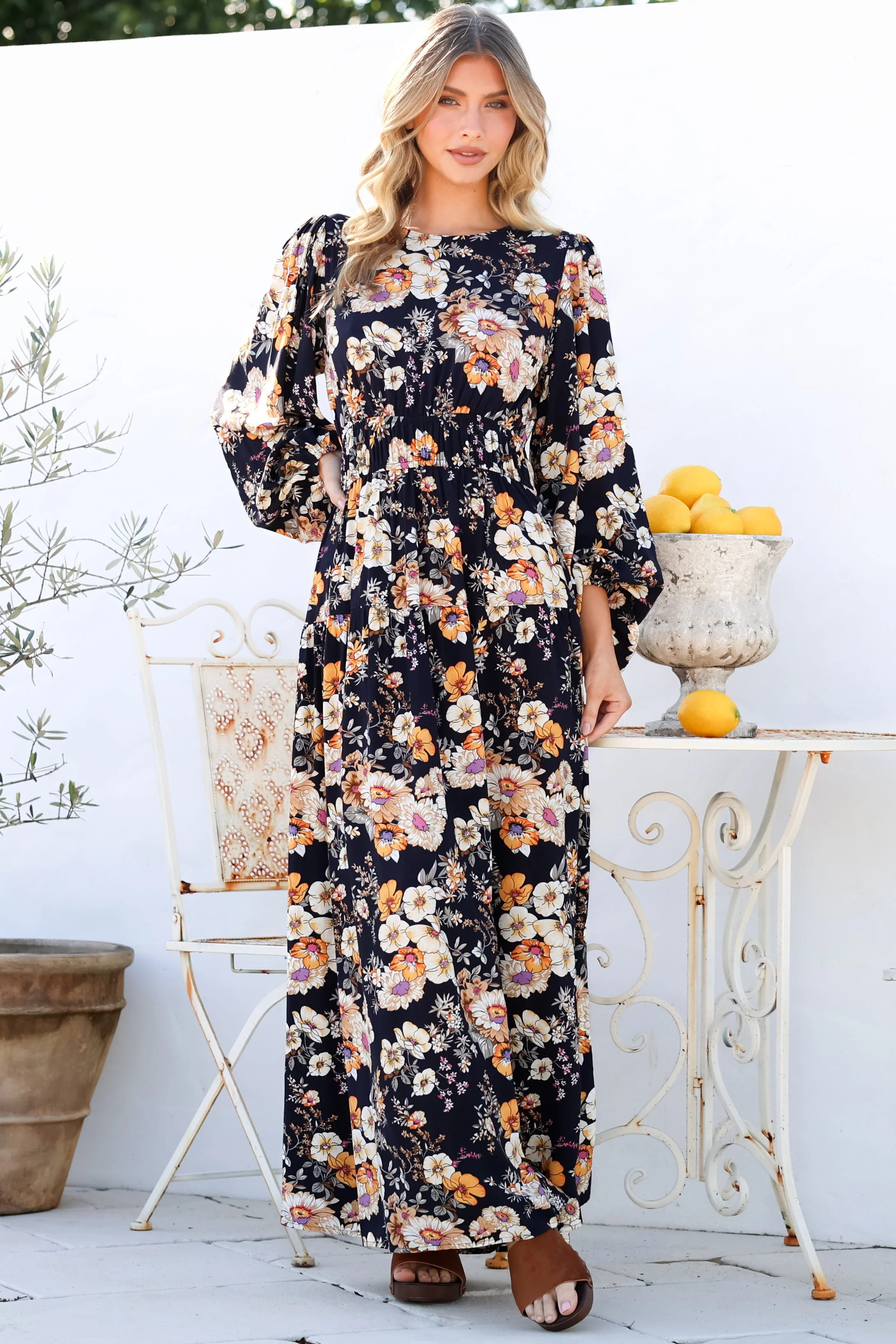 Sheyne Maxi Dress - Long Balloon Sleeve Elasicated Waist A Line Dress in Autumn Print - Image 3