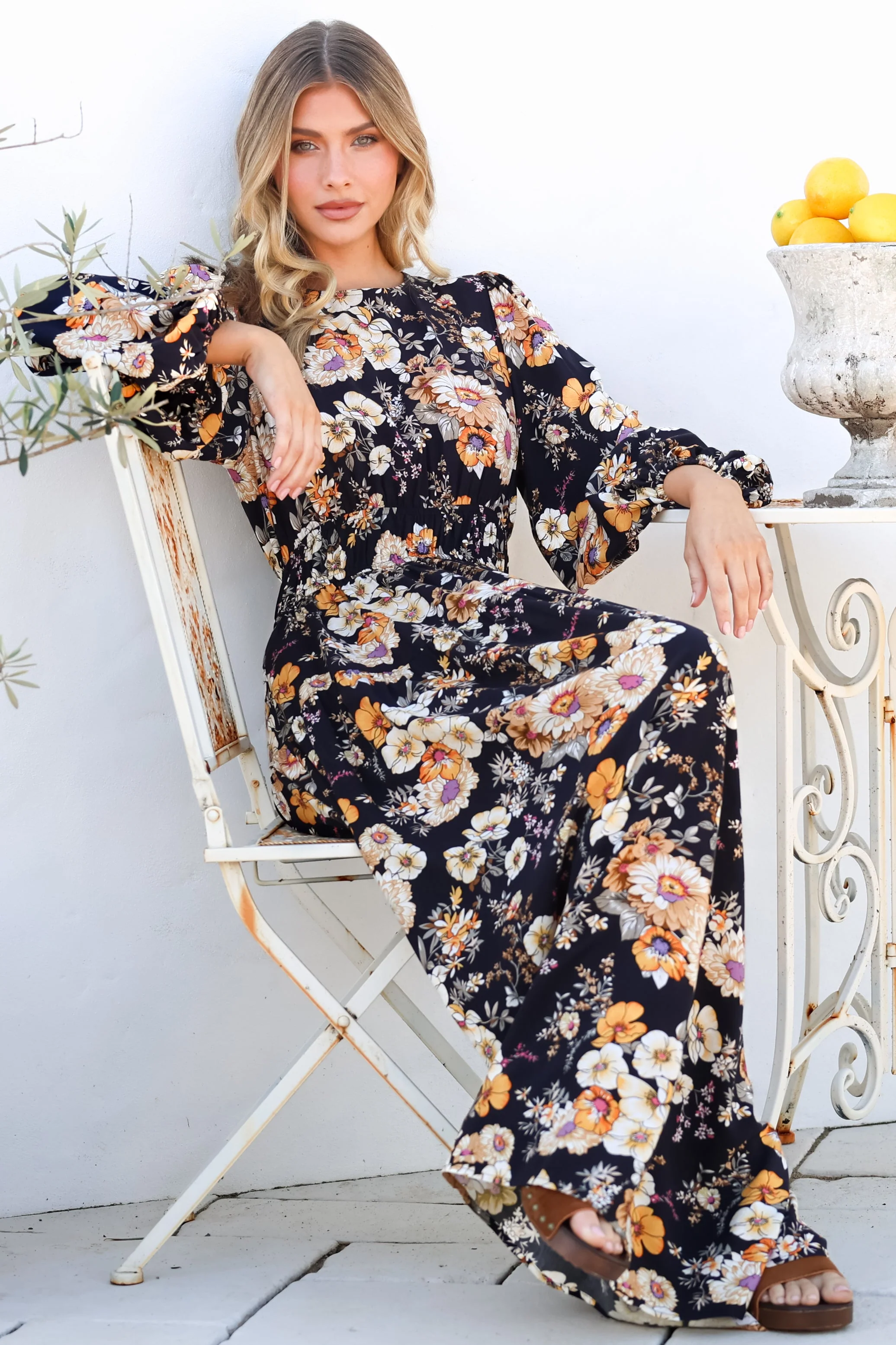 Sheyne Maxi Dress - Long Balloon Sleeve Elasicated Waist A Line Dress in Autumn Print - Image 4