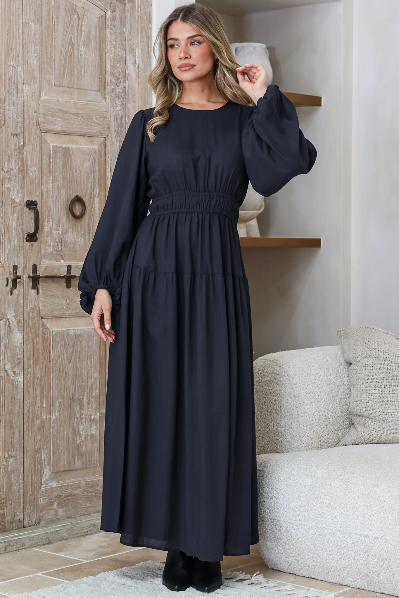Sheyne Maxi Dress - Long Balloon Sleeve Elasicated Waist A Line Dress in Navy - Image 5