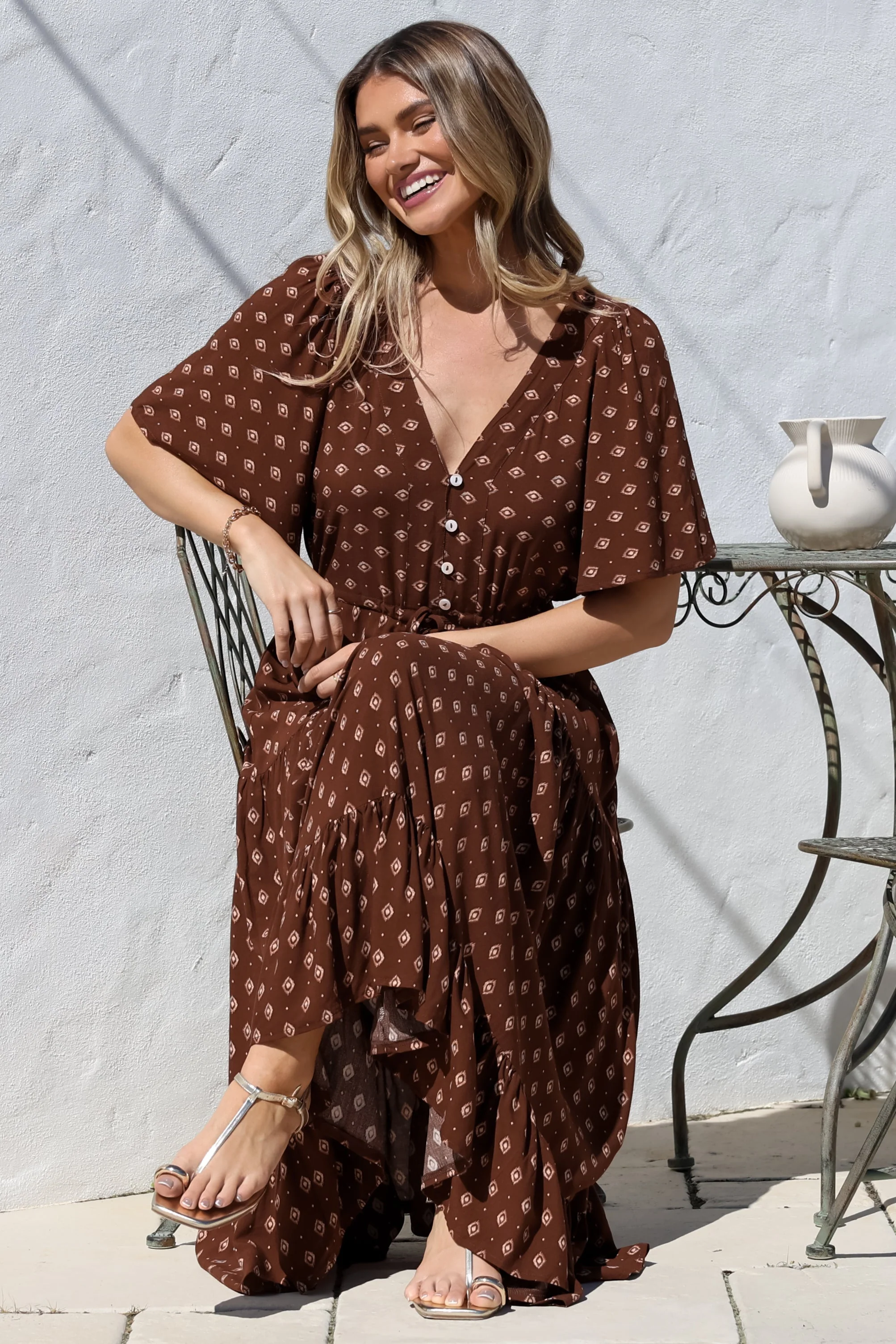 Tassia Maxi Dress - Buttoned Bodice Pull Tie Waist Dress in Kendy Print - Image 5