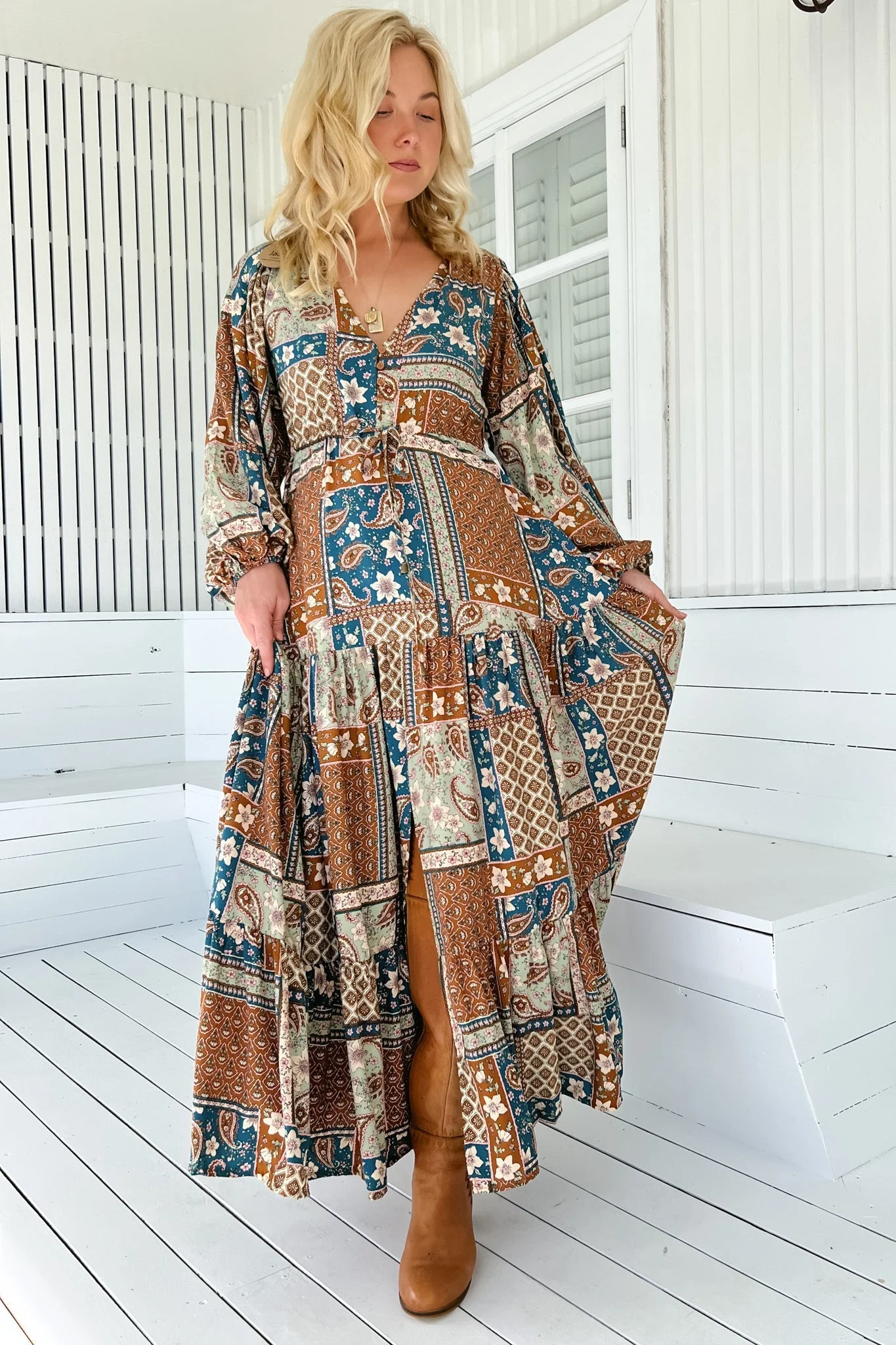 JAASE - Teresa Maxi Dress: A Line Dress with Long Balloon Sleeves in Izabelle Print - Image 4