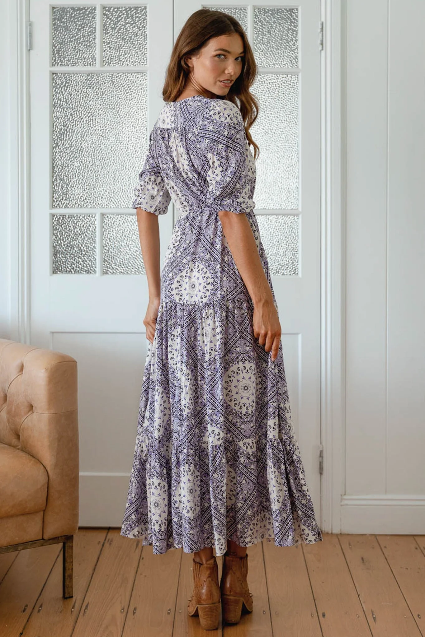 JAASE - Tessa Maxi Dress: A Line Pull Tie Waist Dress in Lilac Lullaby Print - Image 6