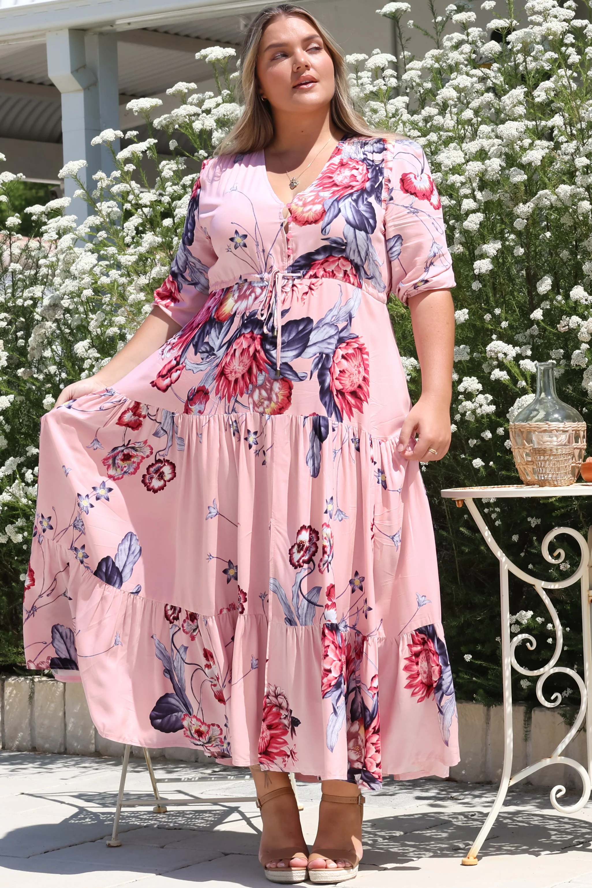 JAASE - Tessa Maxi Dress: A Line Pull Tie Waist Dress in Dahlia Print - Image 5