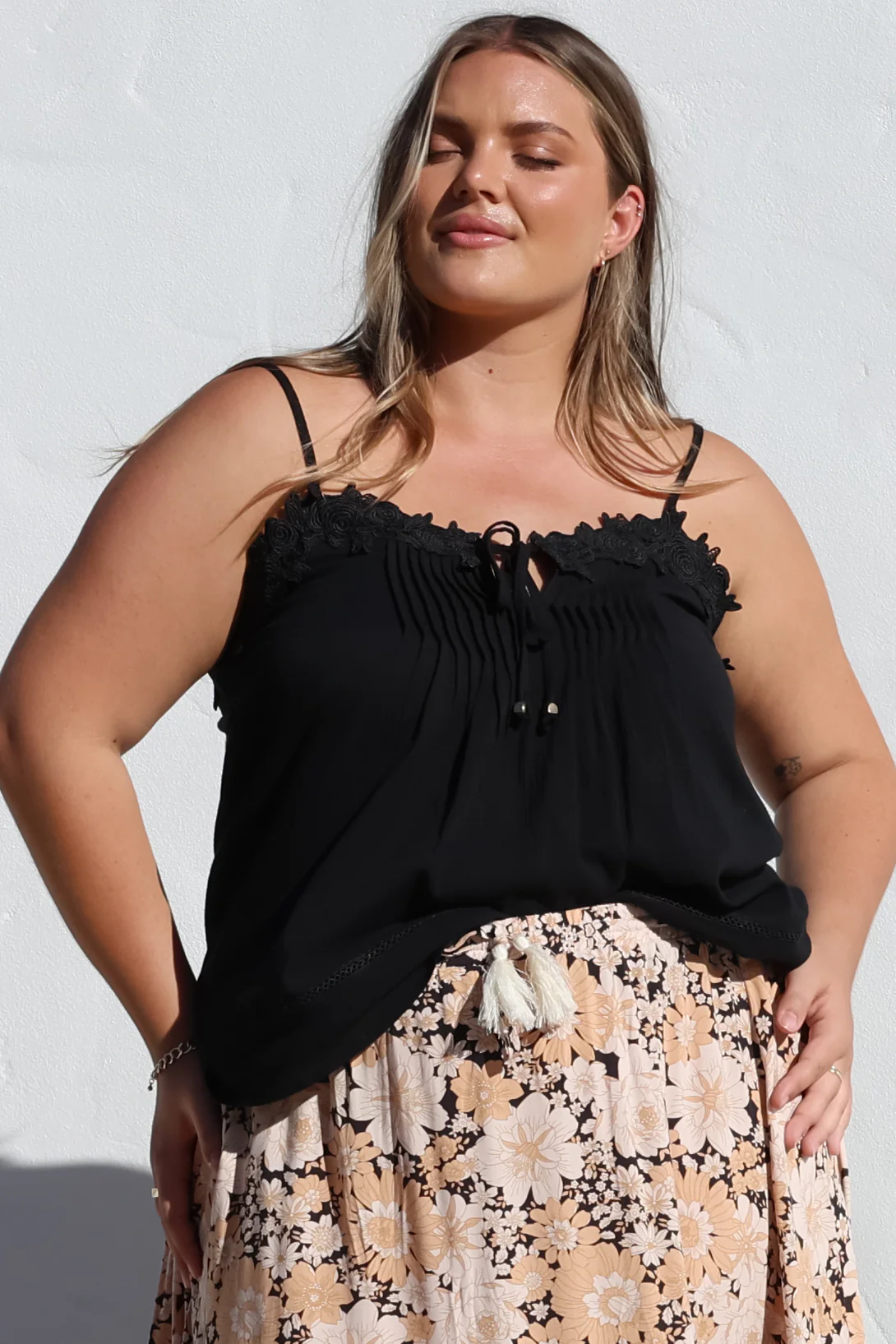 Tilly Top - Lace Sweetheat Neckline Cami with Adjustable Straps in Black - Image 5