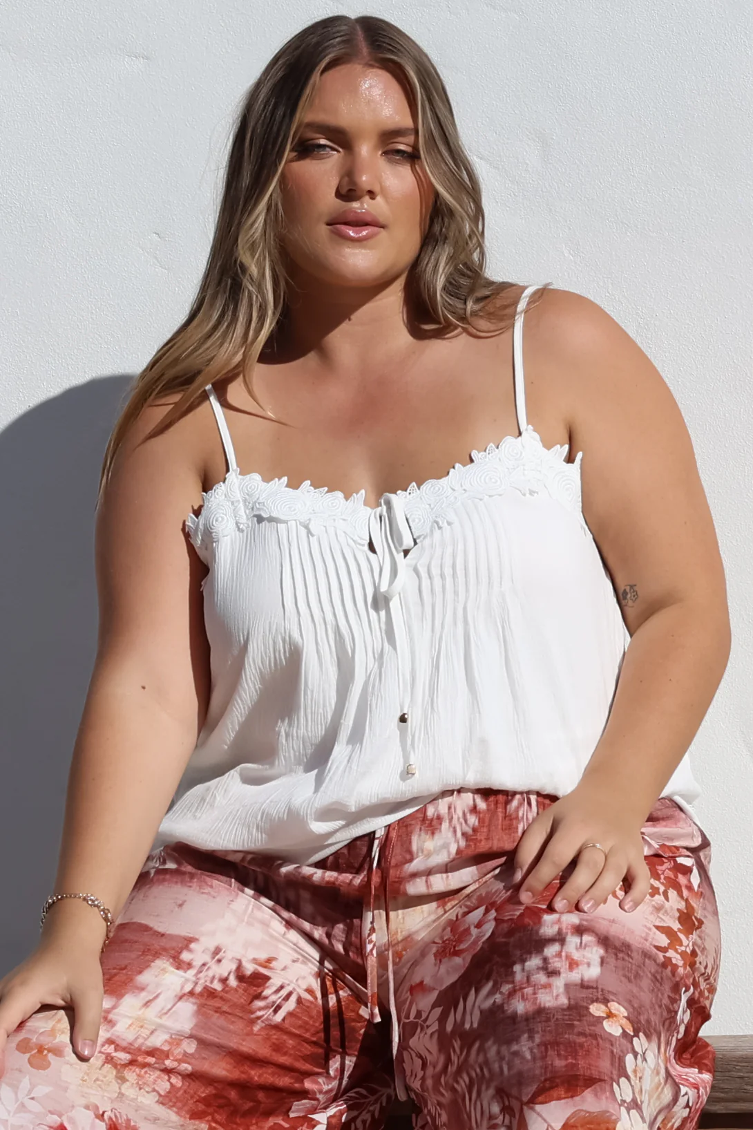 Tilly Top - Lace Sweetheart Neckline Cami with Adjustable Straps in White - Image 4
