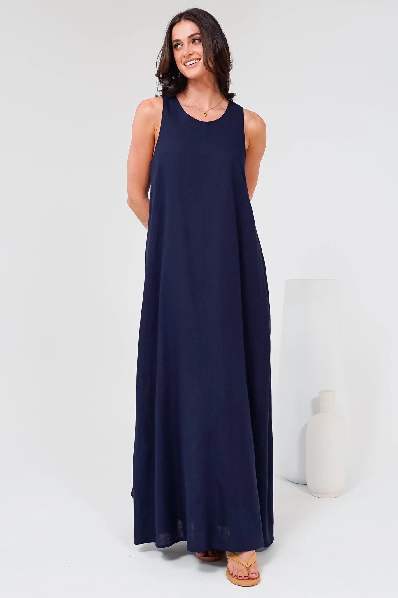 Tineshe Maxi Dress - Crew Neck Streamlined Sleeveless Dress with Pockets in Navy - Image 7
