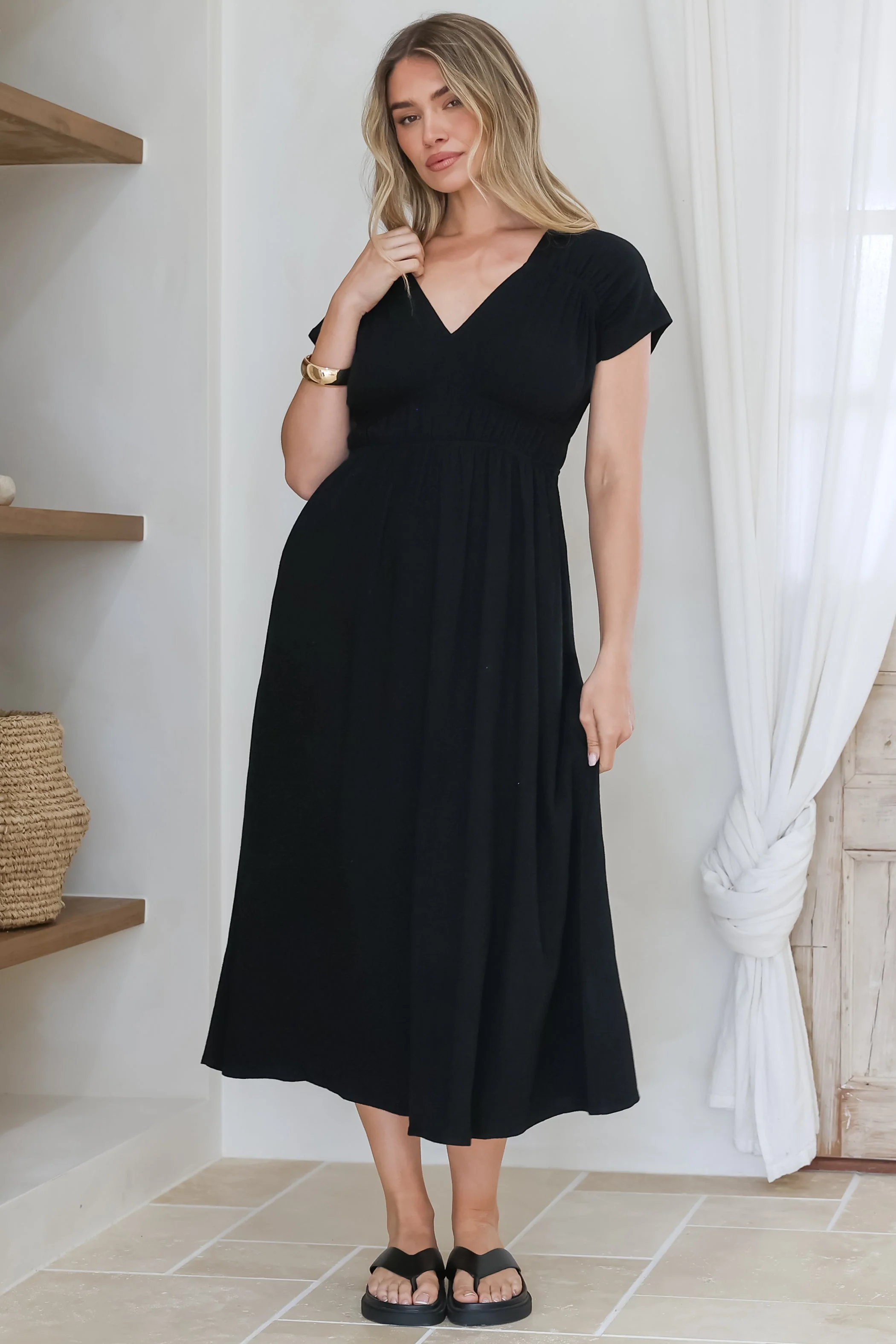 Torin Midi Dress - Gathered and Piping Detailed A-Line Dress with a V-Neckline in Black - Image 5