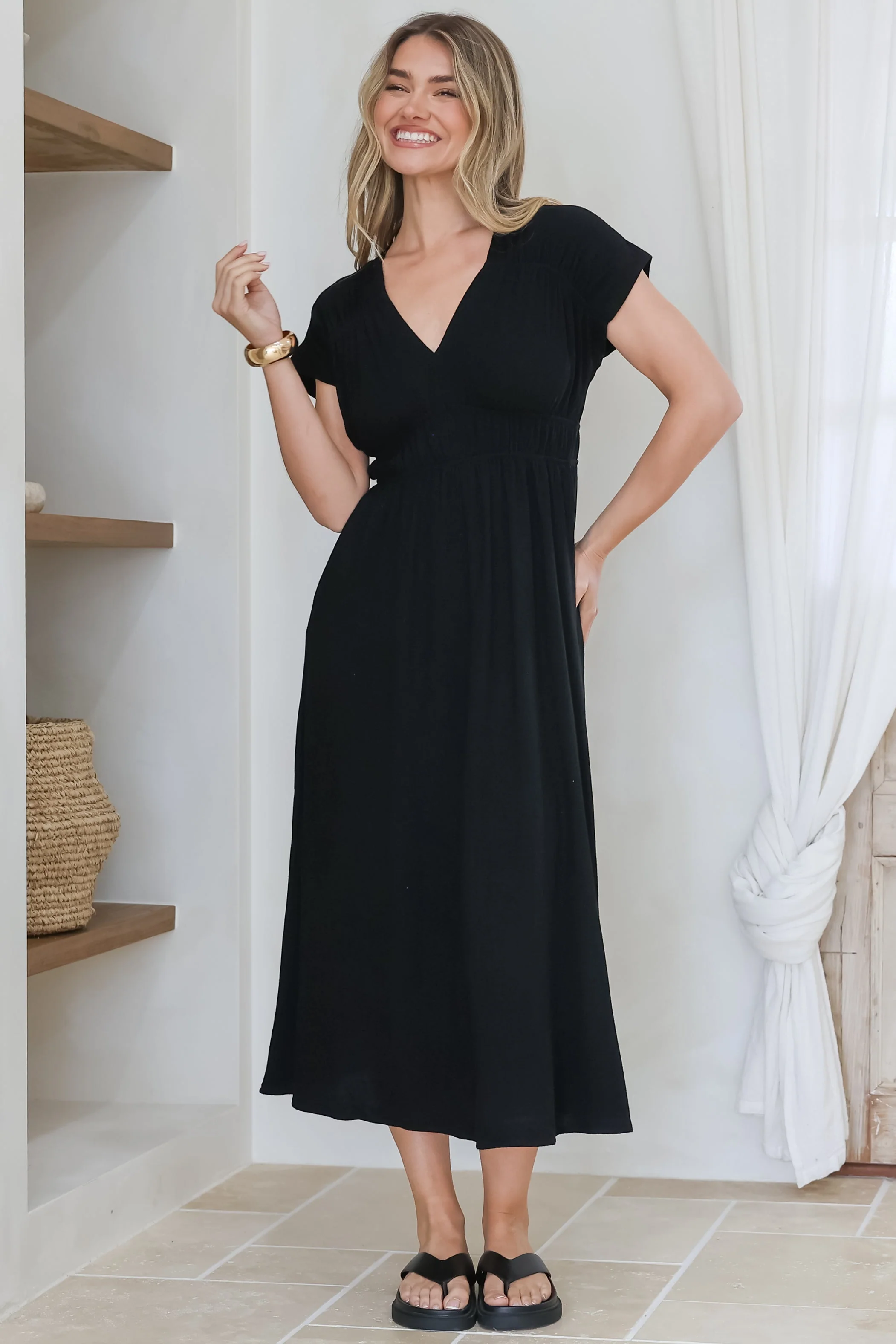 Torin Midi Dress - Gathered and Piping Detailed A-Line Dress with a V-Neckline in Black - Image 7