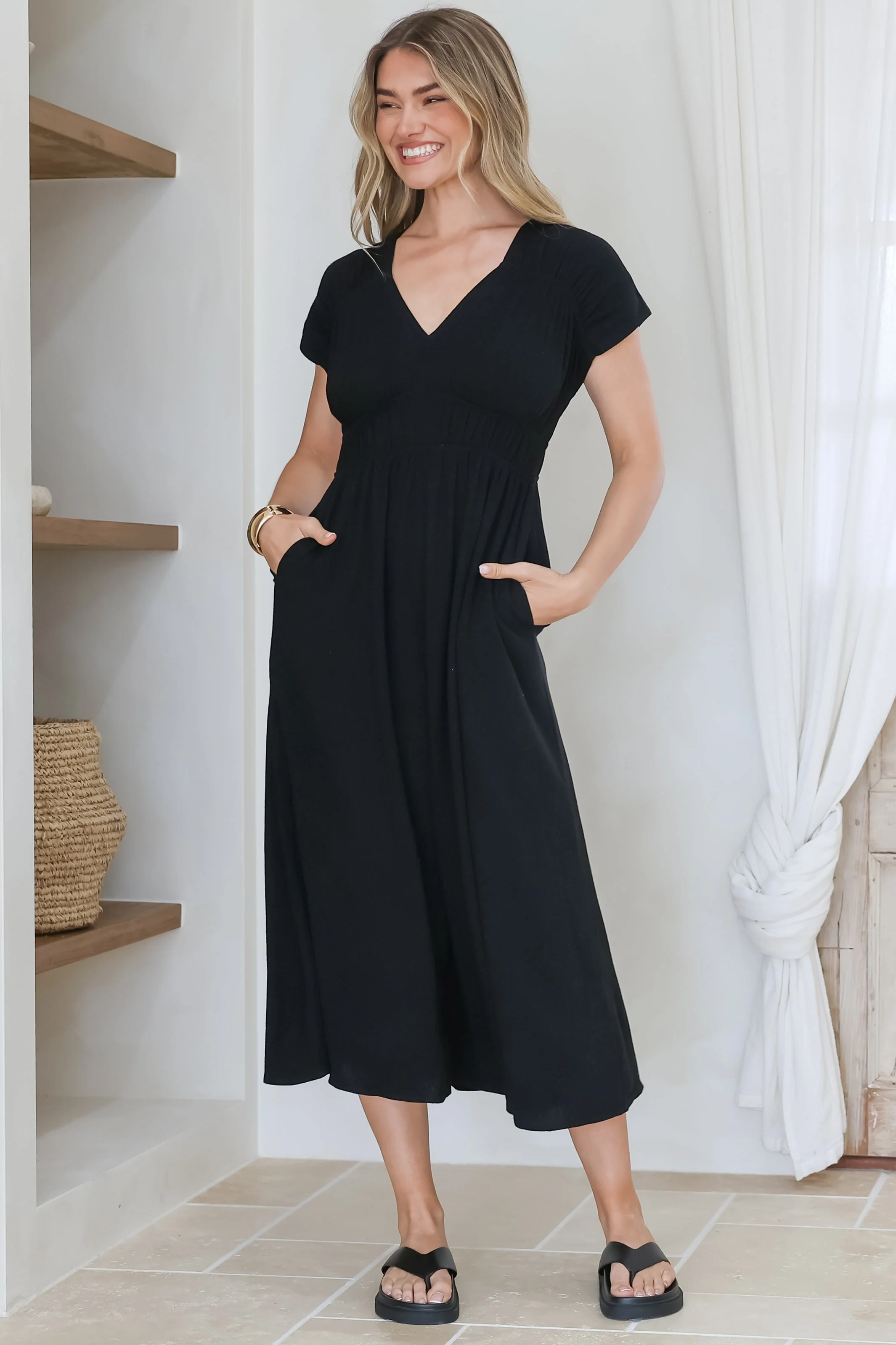 Torin Midi Dress - Gathered and Piping Detailed A-Line Dress with a V-Neckline in Black - Image 9