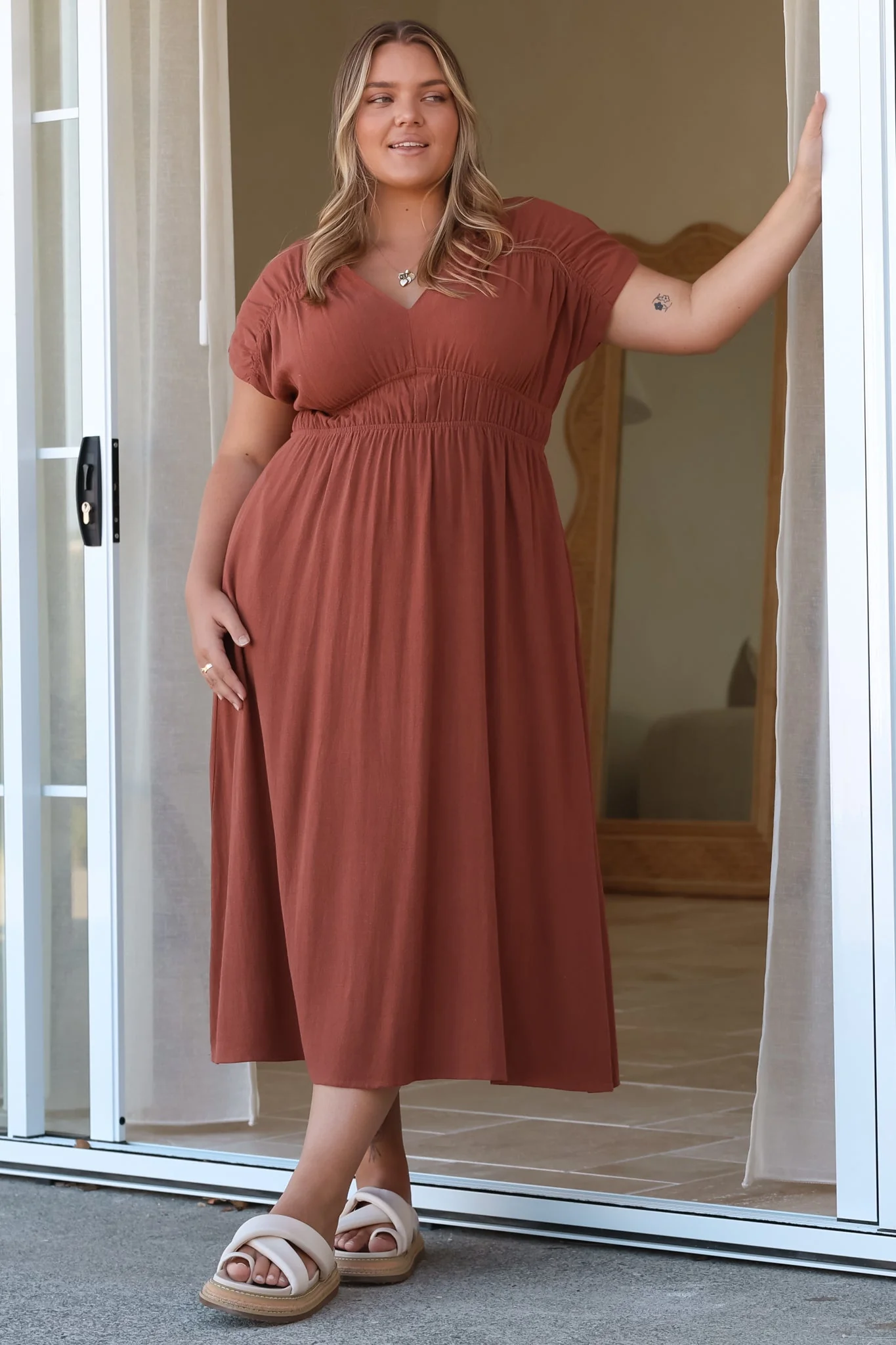 Torin Midi Dress - Gathered and Piping Detailed A-Line Dress with a V-Neckline in Rust - Image 6