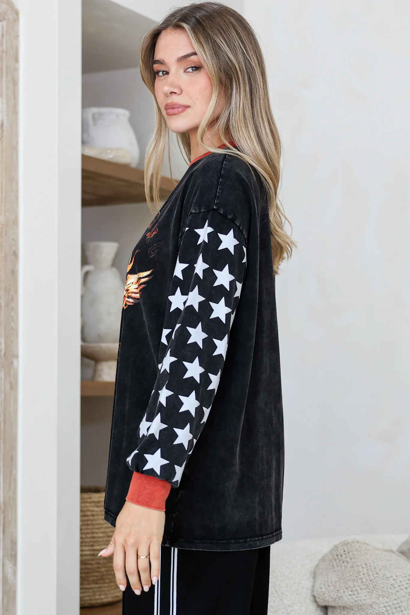 Wandering Heart Long Sleeve Tee - Crew Neck Contrast Sport Stripe Graphic T-Shirt in Black - Image 6
