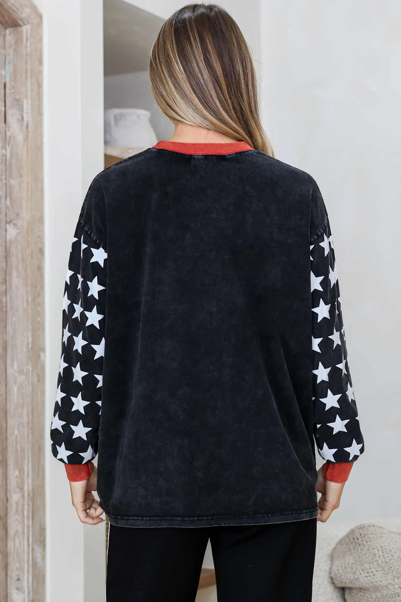 Wandering Heart Long Sleeve Tee - Crew Neck Contrast Sport Stripe Graphic T-Shirt in Black - Image 7
