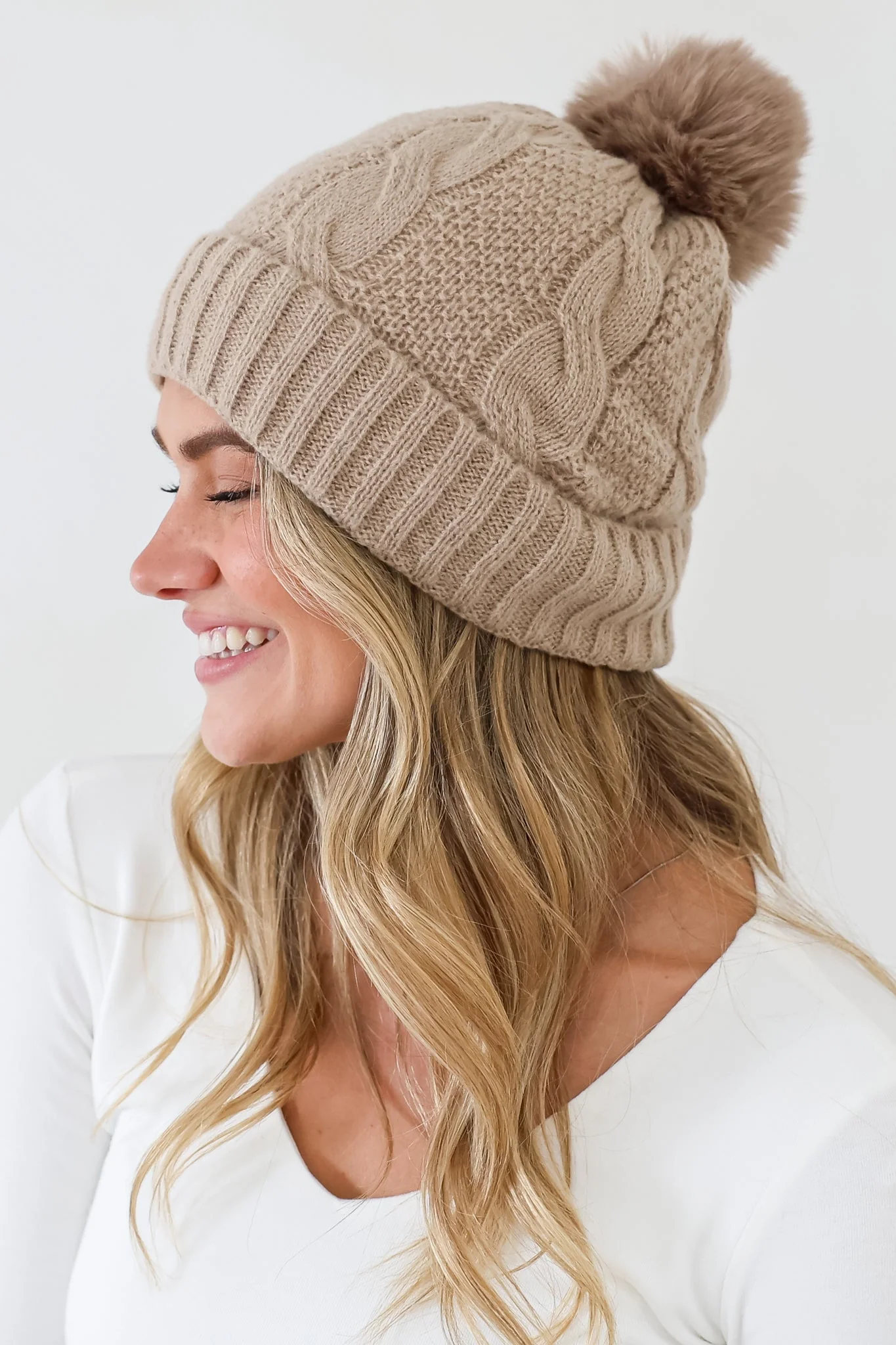 Yasmine Beanie - Tan