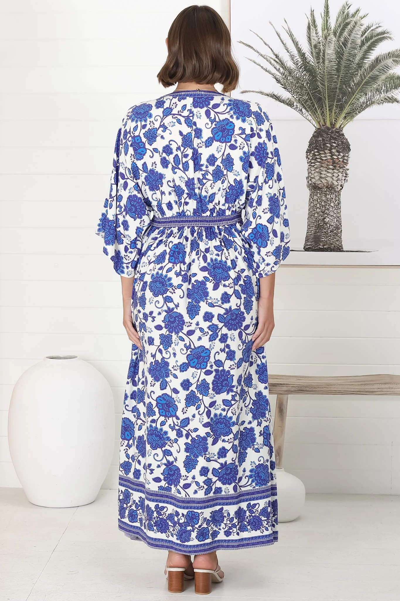 Zelle Maxi Dress - V Neck Batwing Sleeve Dress with Side Splits in Kailin Print Blue - Image 20